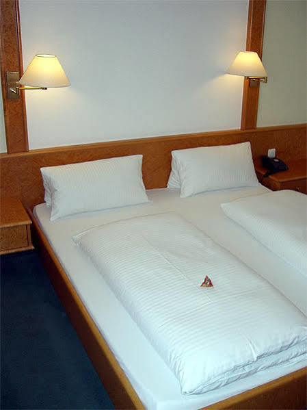 Hotel Leopold München Kültér fotó